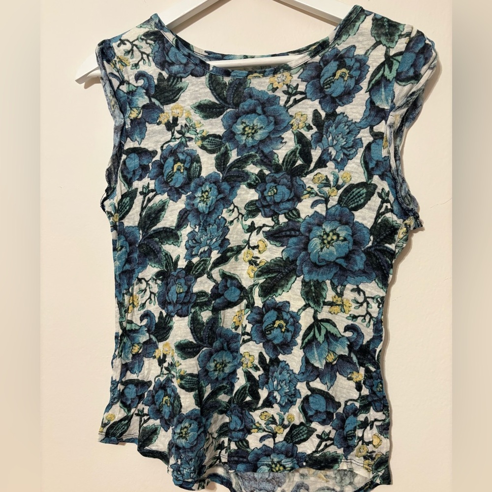 Ann Taylor Loft 100% linen floral t-shirt